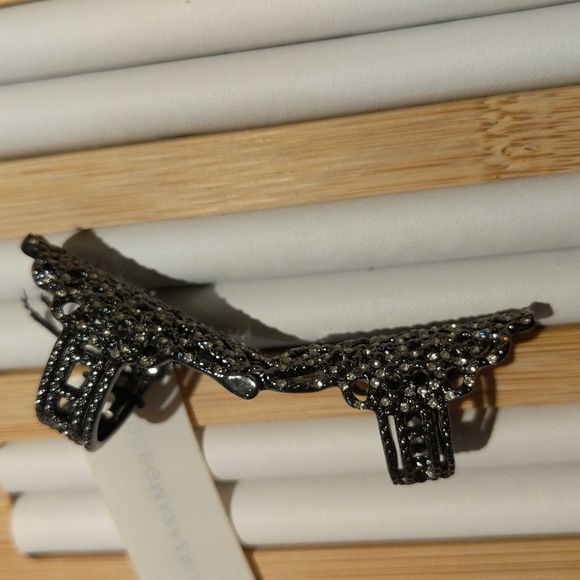 NWT BCBG Maxazria Pave Joint Ring - Picture 8 of 13